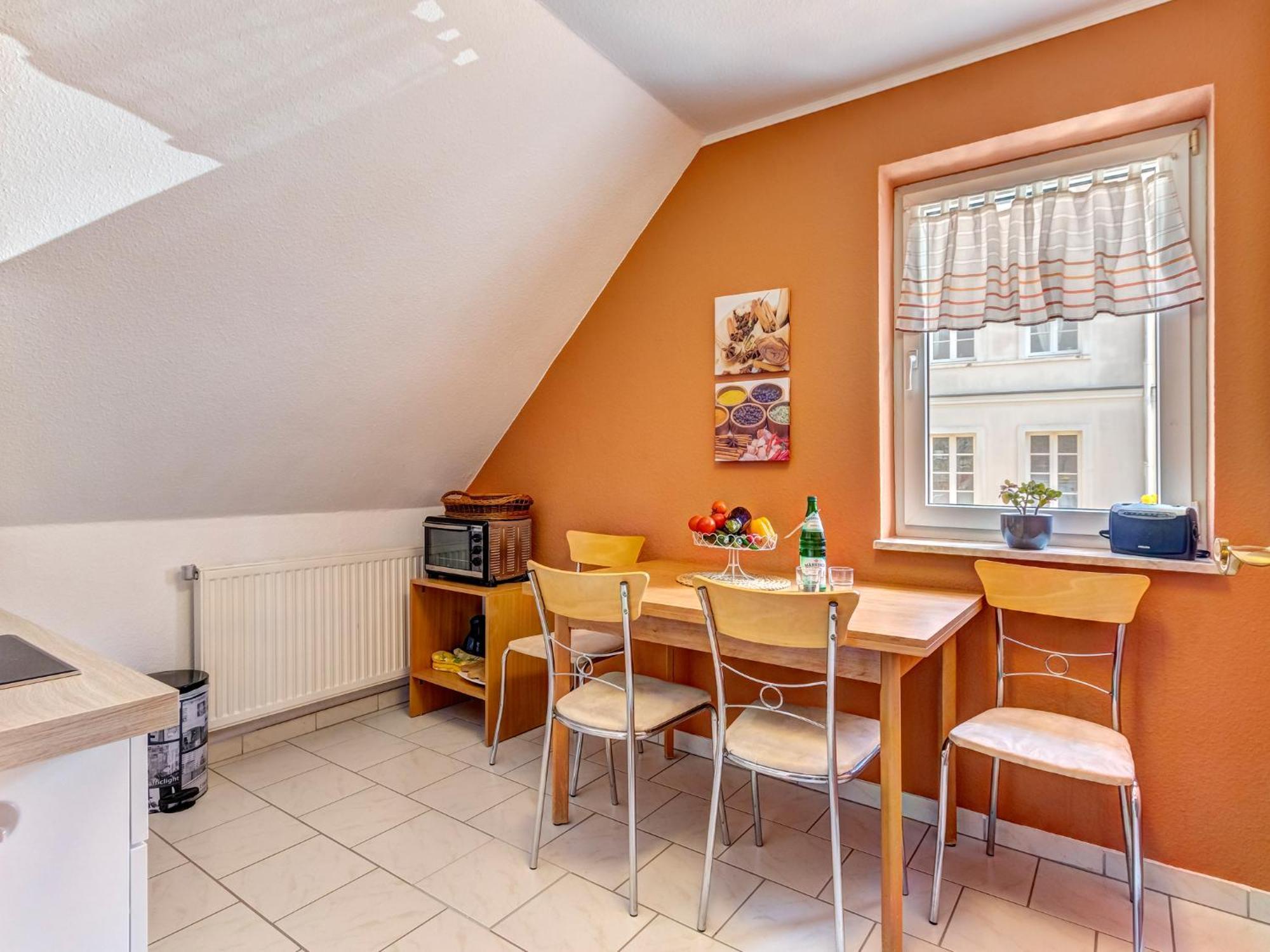 Hansehus Ferienwohnung Nr 6 ツィノヴィッツ エクステリア 写真