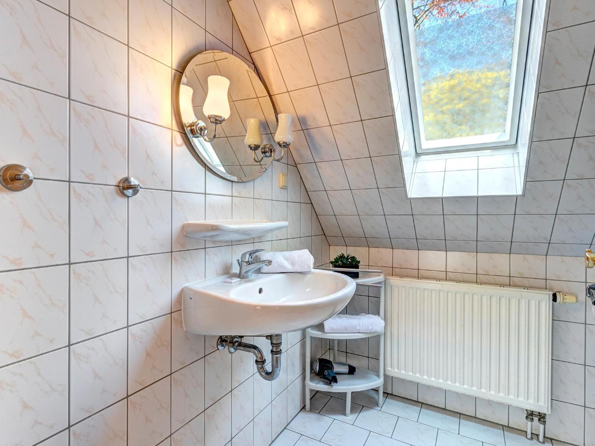 Hansehus Ferienwohnung Nr 6 ツィノヴィッツ エクステリア 写真